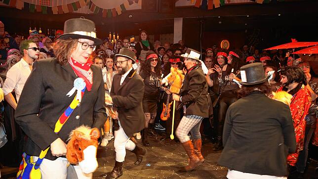 Bild 10: Die schönsten Bilder vom Zunftball der Poppele-Zunft Singen (Teil 1)