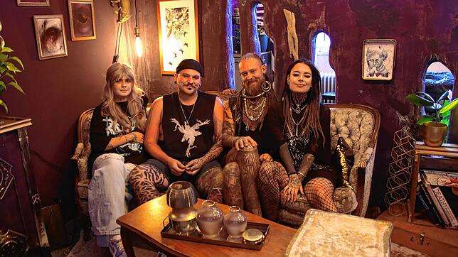 Das Team des Nachtschatten-Studios (von links) Jessy Müller, Tammo Fleishhauer, Yves Weber und Vanessa Rotenberger berichten, dass die ...