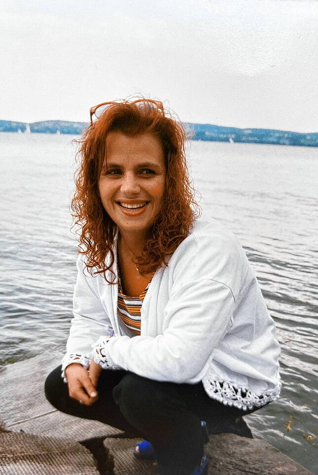 Mit Dauerwelle am See: Brigitte Bode erinnert sich an eine behütete Kindheit in Hödingen und eine unbeschwerte Jugend, die sie in den ...