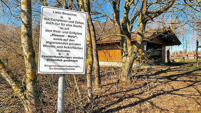 Am Hauser Holz in Kreenheinstetten bleibt das Übernachten im Wohnmobil verboten.