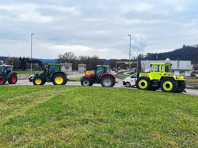 Bild 30: Protest der Landwirte &ndash; Bilder der Sternfahrt nach Horheim am Montag