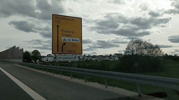Die Lärmschutzwand an der Bundesstraße 27 bei Hüfingen sorgt weiterhin für Diskussionen.