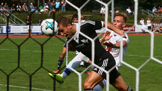 Volltreffer: Sandro Knab hat bislang 31 Tore für den SV 08 Laufenburg erzielt und ist damit nicht nur heißer Anwärter auf die ...