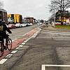 Die Einmündung der Opelstraße (rechts) in die Max-Stromeyer-Straße. Vorfahrt haben die Autofahrer auf der Stromeyerstraße und die Radler ...