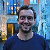 Freut sich darüber, dass so viele Leute zum Austausch gekommen sind: Gemeinderat Samuel Hofer