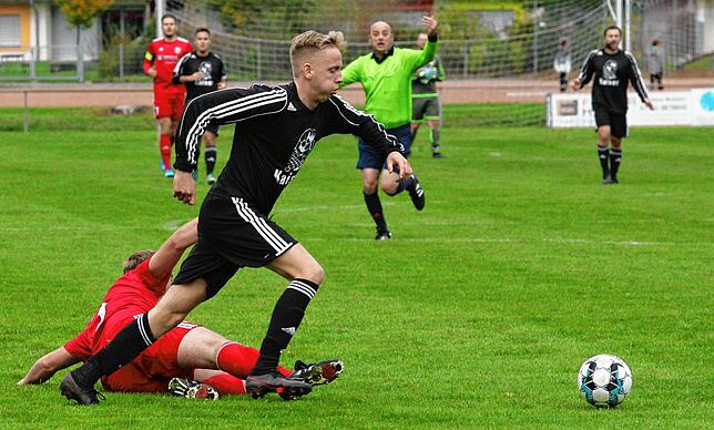 Bild 20: FC Grießen gewinnt bei der Spvgg. Wutöschingen mit 3:2 &ndash; und wir haben die Bilder!