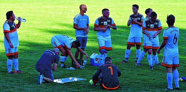 Bild 20: SV Eichsel dreht binnen drei Minuten das Spiel im Rothaus-Bezirkspokal zum 4:3-Sieg bei der SG Niederhof-Binzgen &ndash; und wir haben Bilder!