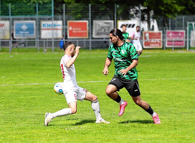 Bild 10: Vor Meisterfeier: Türk. SV Singen und VfR Stockach trennen sich 1:1. Wir haben die besten Bilder.