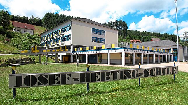 Die Vöhrenbacher Josef-Hebting-Schule erhält eine neue Computeranlage. Mit der alten Anlage gibt es derzeit immer wieder Probleme.