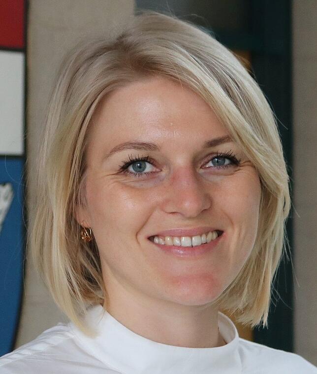 „Der Anteil der Impfdurchbrüche liegt bei etwa 35 Prozent. Diese verlaufen meistens nicht kritisch.“ Marlene Pellhammer, ...
