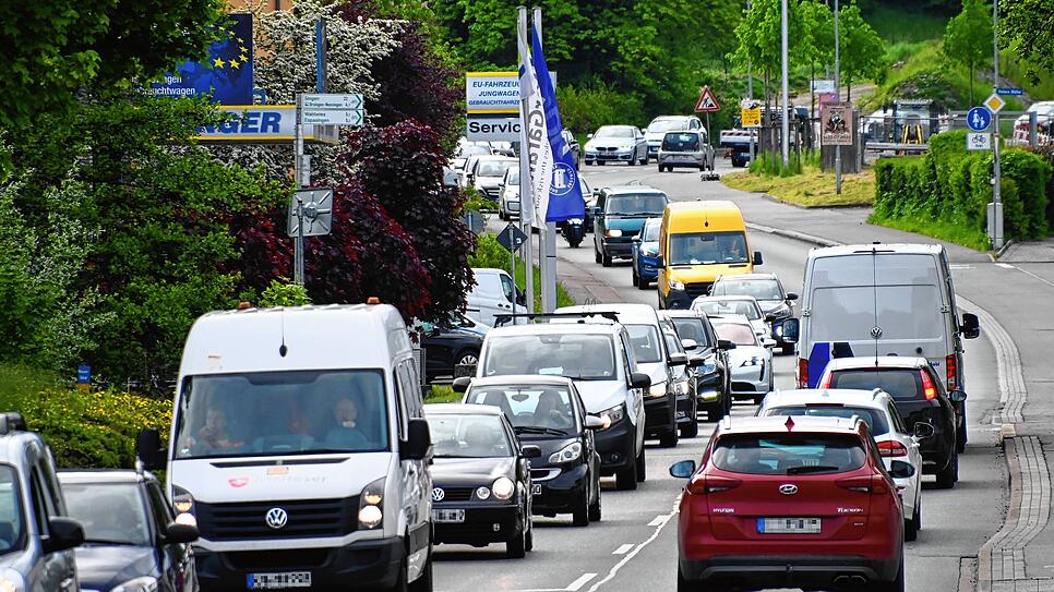 Bild : So viele Kilometer Straße gibt es in BW