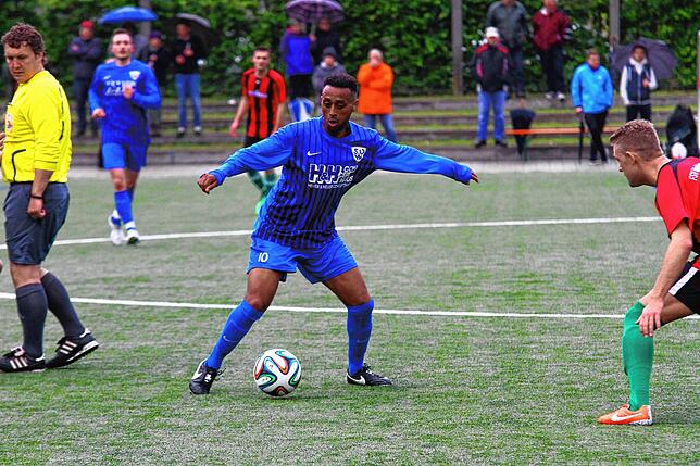 Lang ist es her: Mikias Alem im Mai 2014, damals noch im Trikot des SV Weil, im Spiel gegen den FSV Rheinfelden.