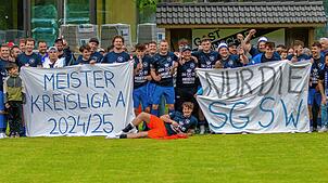 Bild : SG Stühlingen/Weizen siegt 5:1 beim FC Geißlingen und feiert den  Meistertitel – wir haben Fotos!