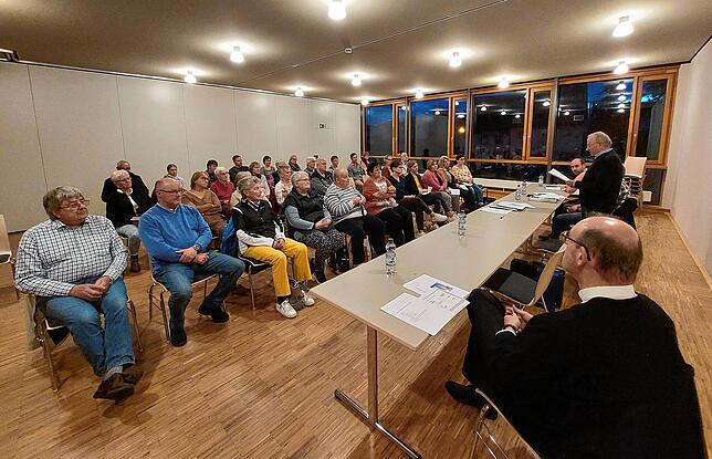 In jüngster Hauptversammlung im Haus der Begegnung hat sich der Ökumenische Förderverein Nächstenhilfe neu aufgestellt. Die Wahlen und ...