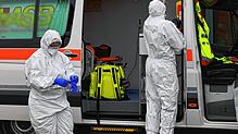 Um einen Gefahrgutunfall auszuschließen, wurden Spezialisten nach Singen eingeflogen.