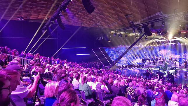Bild 9: Bilder von &bdquo;Wetten, dass..?&ldquo; in Friedrichshafen: Die Show läuft!