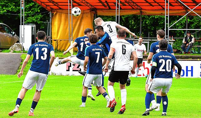 Bild 16: SG FC Wehr/Brennet siegt 14:1 beim Schlusslicht VfB Waldshut – und wir haben Fotos!