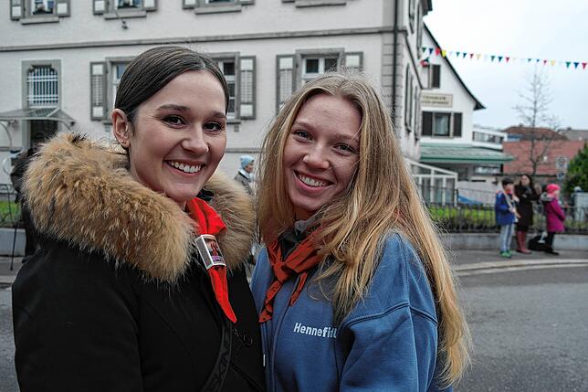 Bild 14: Bilder vom Einschnellen der Narrengesellschaft Hennenschlitter in Immenstaad