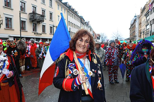 Bild 22: Straßenfasnacht 2025 in Konstanz: Narren erobern die Marktstätte – Die Highlights in Bildern!
