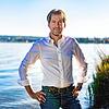 Der Autor Achim Hermann wohnt heute am Bodensee. Es gab eine Phase, da war er in Diensten eines Escortservices für käufliche Liebe ...