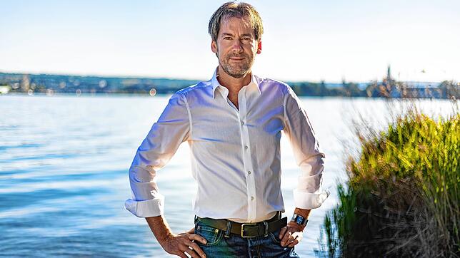 Der Autor Achim Hermann wohnt heute am Bodensee. Es gab eine Phase, da war er in Diensten eines Escortservices für käufliche Liebe ...