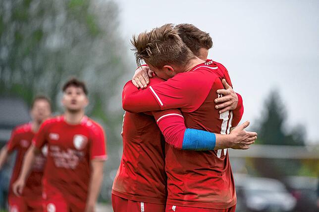 Bild 21: FC Schlüchttal gewinnt Top-Spiel bei der SG Höchenschwand/Häusern mit 3:0 &ndash; und wir haben Bilder!