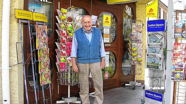 Das wars: Bruno Morath schließt seine Schreibwaren-Ecke in Donaueschingen und geht in &bdquo;Frührente&ldquo;, wie er sagt.