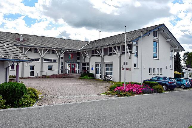 Das Rathaus in Wittenschwand ist der Sitz der Gemeindeverwaltung.