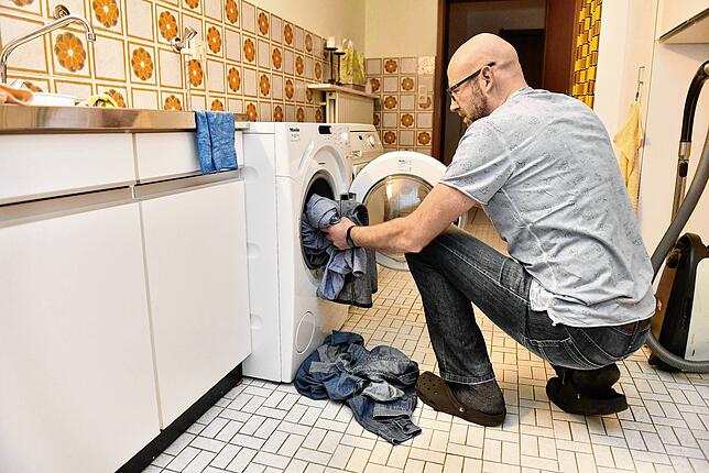 Heute ist Hausarbeit selbstverständlich auch Männersache.