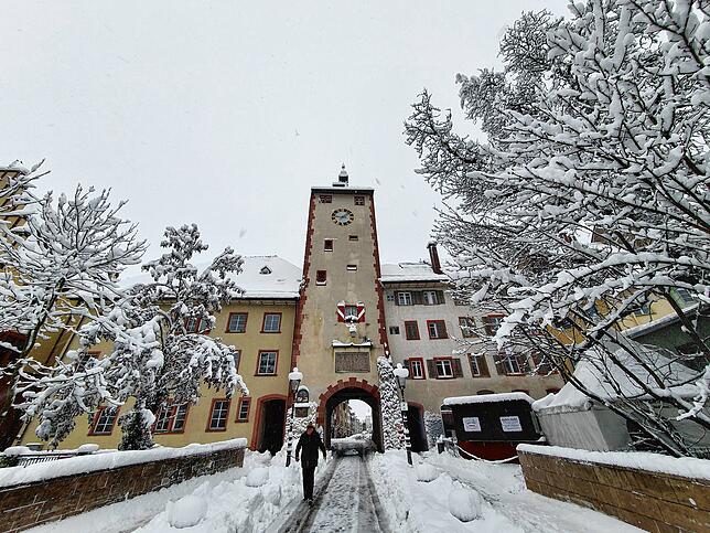 Bild 23: Es hört nicht auf zu schneien: Waldshut versinkt im Schnee