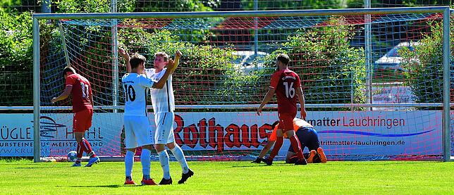 Bild 22: SC Lauchringen steigt nach 0:3 gegen Spvgg. Wutöschingen in die Kreisliga B ab &ndash; wir haben Bilder!