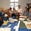 Sie gehören zum Team der Nähstube: (von links) Heike Potthoff-Scherer, Claudia Rüll Calame-Rosset, Irene Feuerstein, Irmgard Hafner, ...