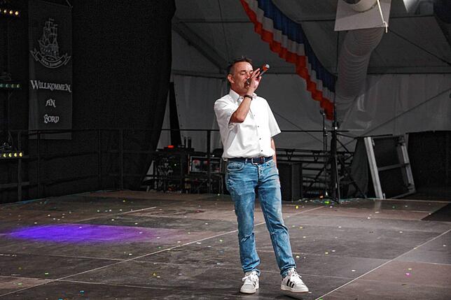 Bild 24: Die schönsten Bilder des Chilbi-Karaoke