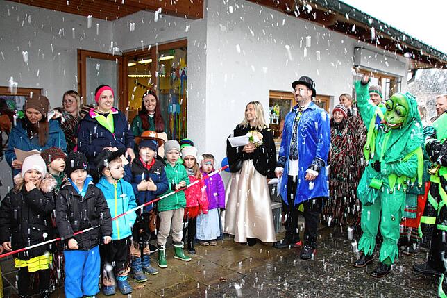 Bild 4: Fasnacht in Wald: Die schönsten Bilder vom Schmotzigen Dunnschdig