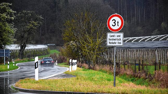 So sehen die derzeitigen Schilder aus, die aber noch geändert werden sollen. Dann gilt die Beschränkung ausnahmslos.