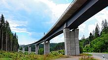 Wann bekommt die Gauchachtalbrücke ihren Zwilling? Auch nach der Entscheidung des Bundesverwaltungsgerichtes steht ein Baustart in den ...