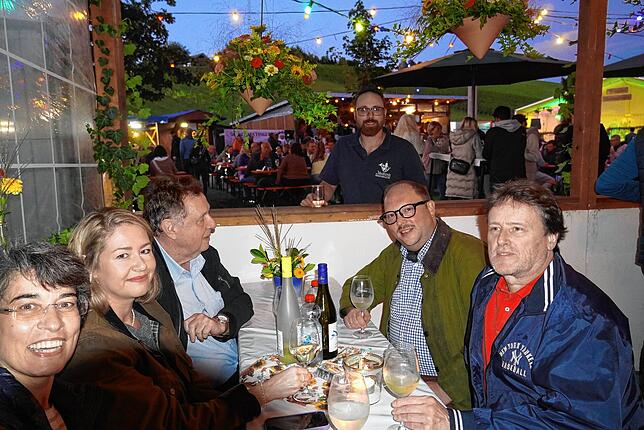 Bild 24: Bilder vom Auftakt des Weinfests in Bermatingen