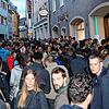 (Archivbild) Auch beim Gassenfreitag im Mai 2023 drängten sich die Menschenmassen in der Inselgasse. In diesem Jahr sollen die Besucher ...