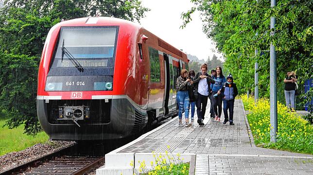 Nach den Plänen der Bahnbetriebe Blumberg sollen bald mehr Züge zwischen Waldshut und Stühlingen pendeln und sie sollen schneller werden.