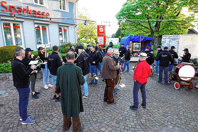 Bild 3: „Gerbler Baumsteller“ feiern Geburtstag
