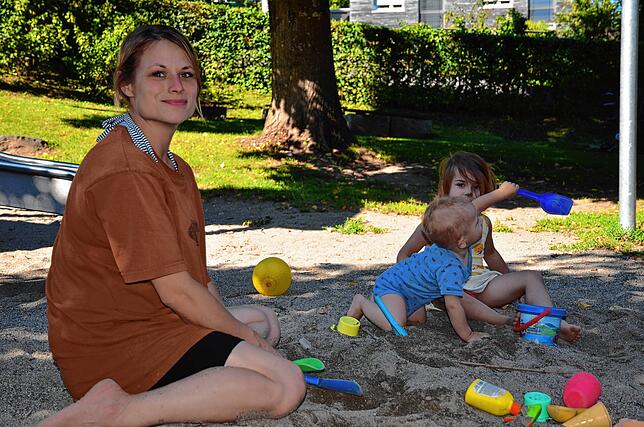 Mag die Landschaft und mag die Leute am Bodensee: Die 31-jährige Jasmin Mörschner ist aus Thüringen nach Markdorf gezogen.