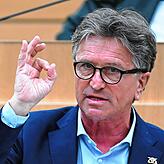 3,7: Sozialminister Manfred Lucha (Grüne) landet auf dem letzten Platz.