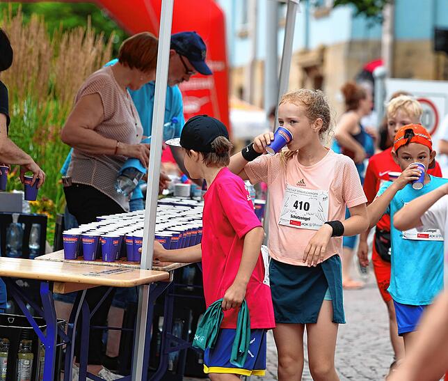 Bild 32: Stadtlauf durch die Donaueschinger Innenstadt kommt gut an