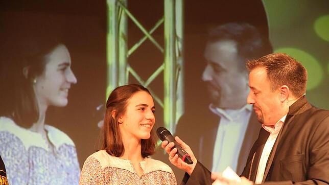 Reiner Jäckle interviewte Johanna Siebler vom Leichtathletik-Club, Zweitplatzierte bei der Wahl zum Sportler des Jahres. Außerdem ...