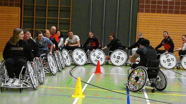 Bild 2: Wie funktioniert eigentlich Rollstuhlbasketball? Das zeigt Roland Blanke in Jestetten (mit Videos)
