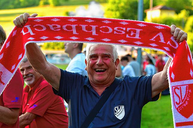 Bild 2: SV Eschbach steigt in die Kreisliga A, Ost auf – und wir haben Fotos!
