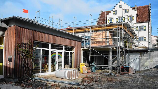 Die Bauarbeiten am Kindergarten St. Elisabeth neigen sich dem Ende entgegen: Bald können die Kinder aus der Leimbacher Zwischenlösung ...