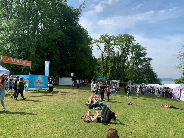 „La Panorama“ haben die Macher des Campus-Festival die neue Fläche zum Entspannen sinnigerweise genannt. Normalerweise ist ...