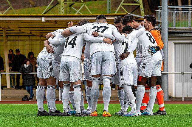 Bild 6: 1:1 im Hochrhein-Derby zwischen dem FC Zell und dem SV 08 Laufenburg &ndash; und wir haben Bilder!