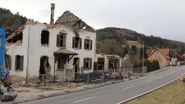 Nach dem Brand des Bauernhauses hat die Stadt Stühlingen ein Spendenkonto für die betroffene Familie Kraft eingerichtet.